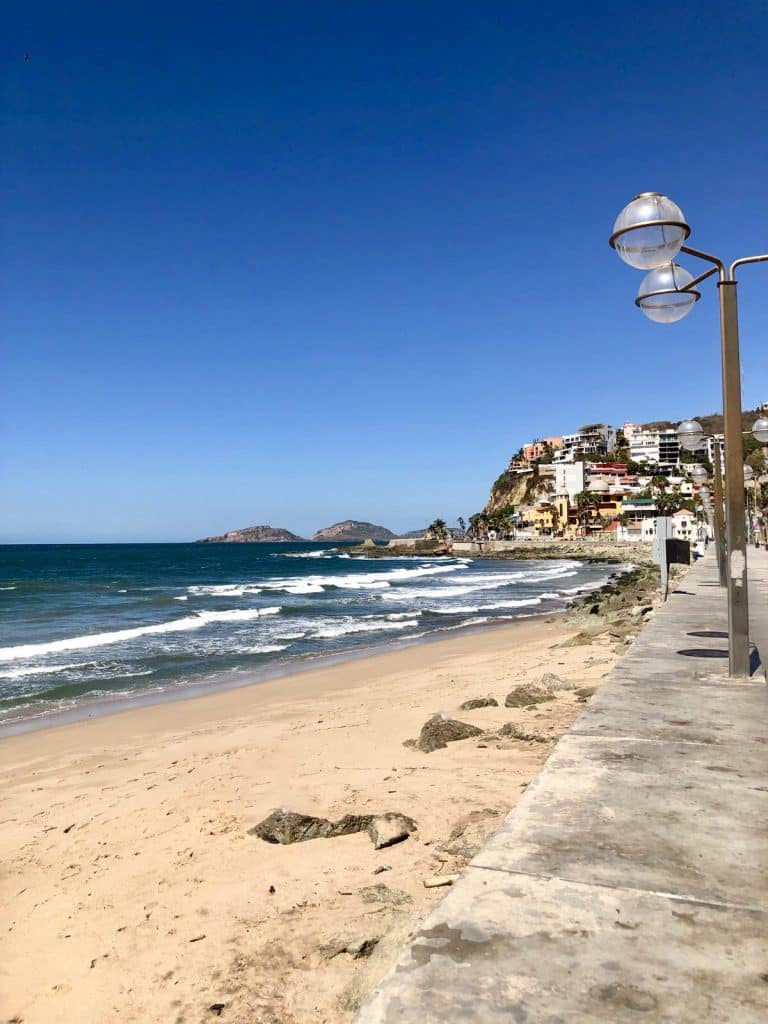 Scenic beachside view along Malecón in Mazatlán.
